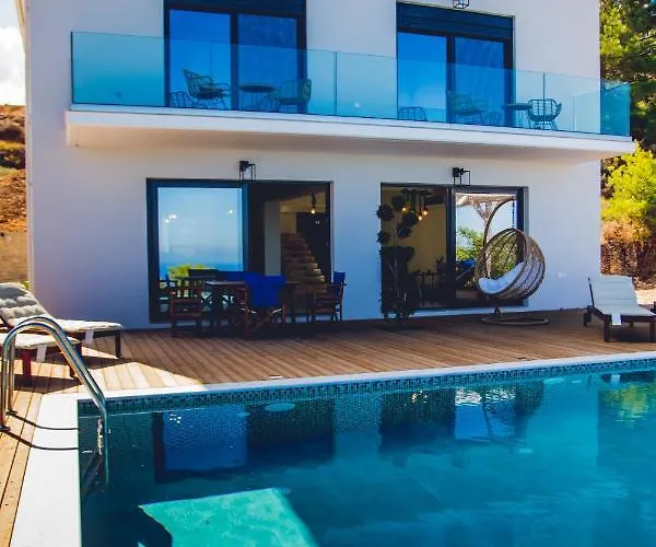 Fabiana * Kalamitsi (Lefkada)